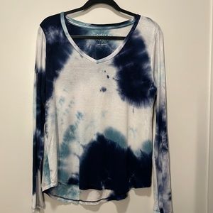 Blue Tie-dye Long Sleeve V-Neck Shirt